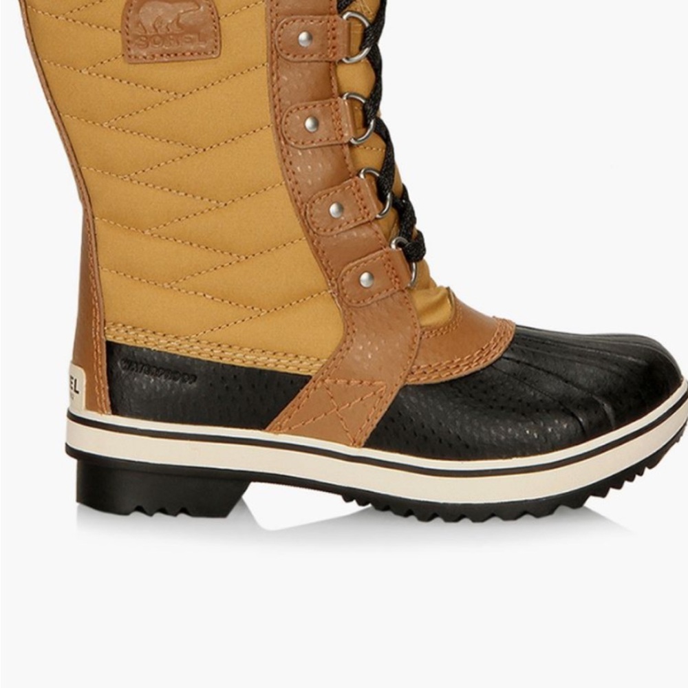 Sorel Women's Winter Boots - Black and Tan